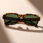 Atlas - Square Thick-Rimmed Retro Sunglasses