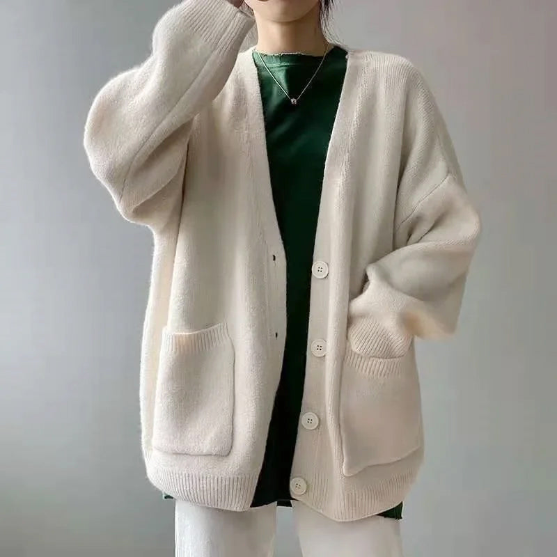 Evie - Women's Oversized Knit Cardigan with Patch Pockets