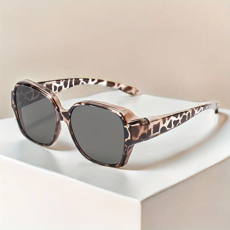 Lucent - Women's Patterned Oversized Sunglasses
