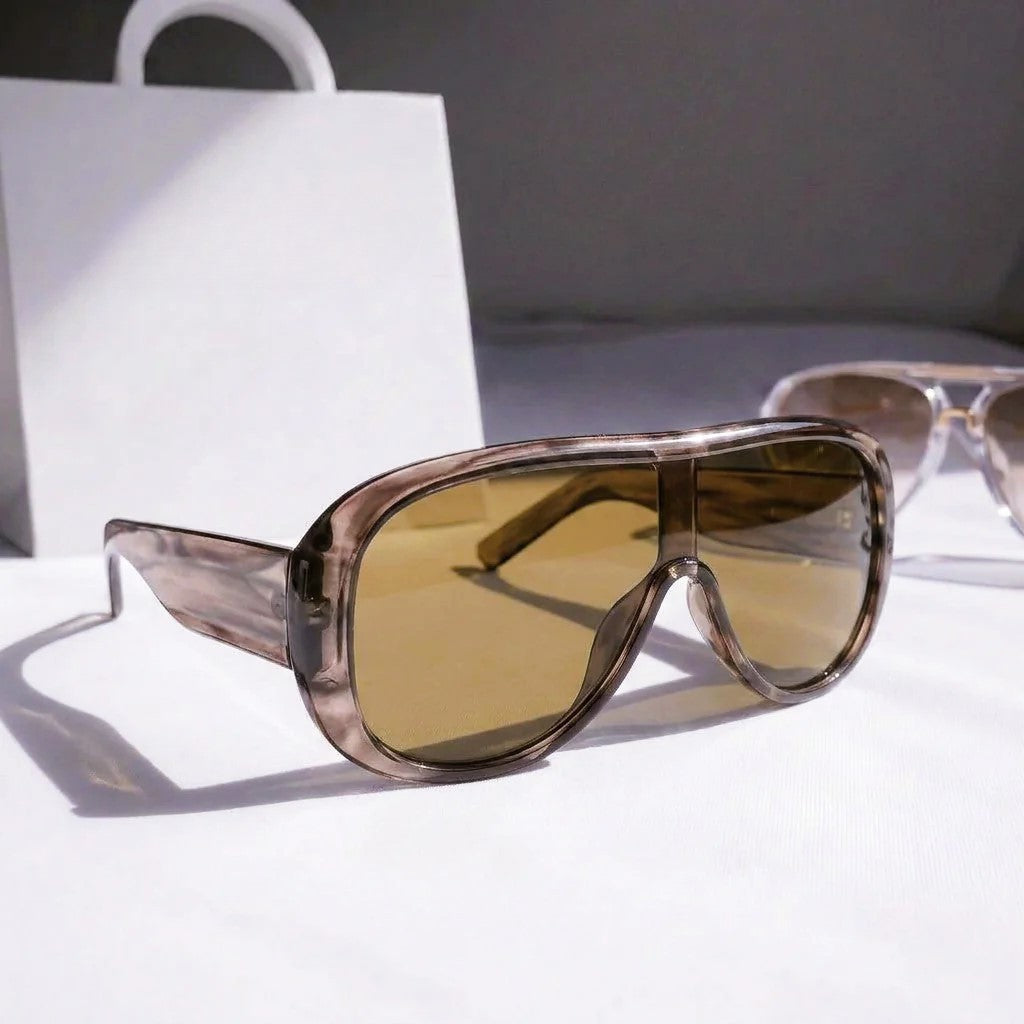 Ovara - Oversized Shield Frame Sunglasses
