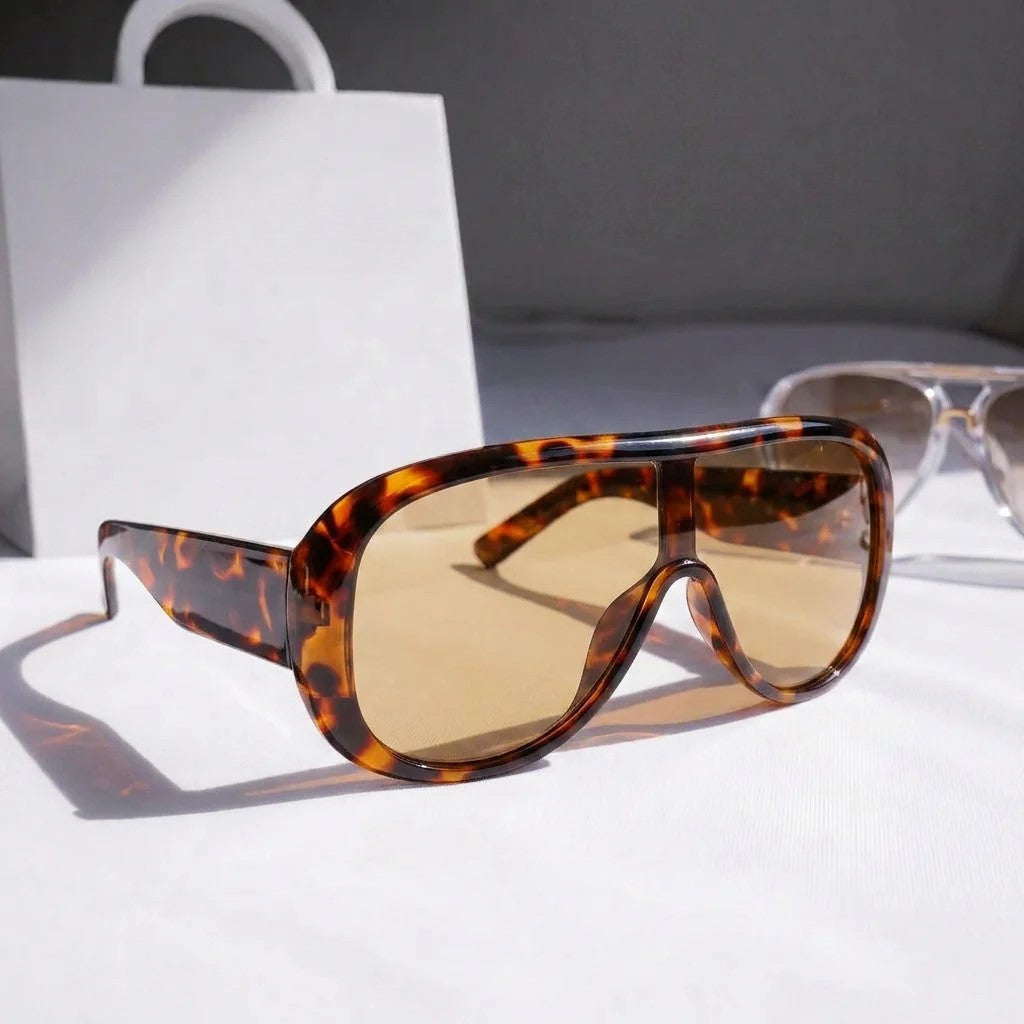 Ovara - Oversized Shield Frame Sunglasses