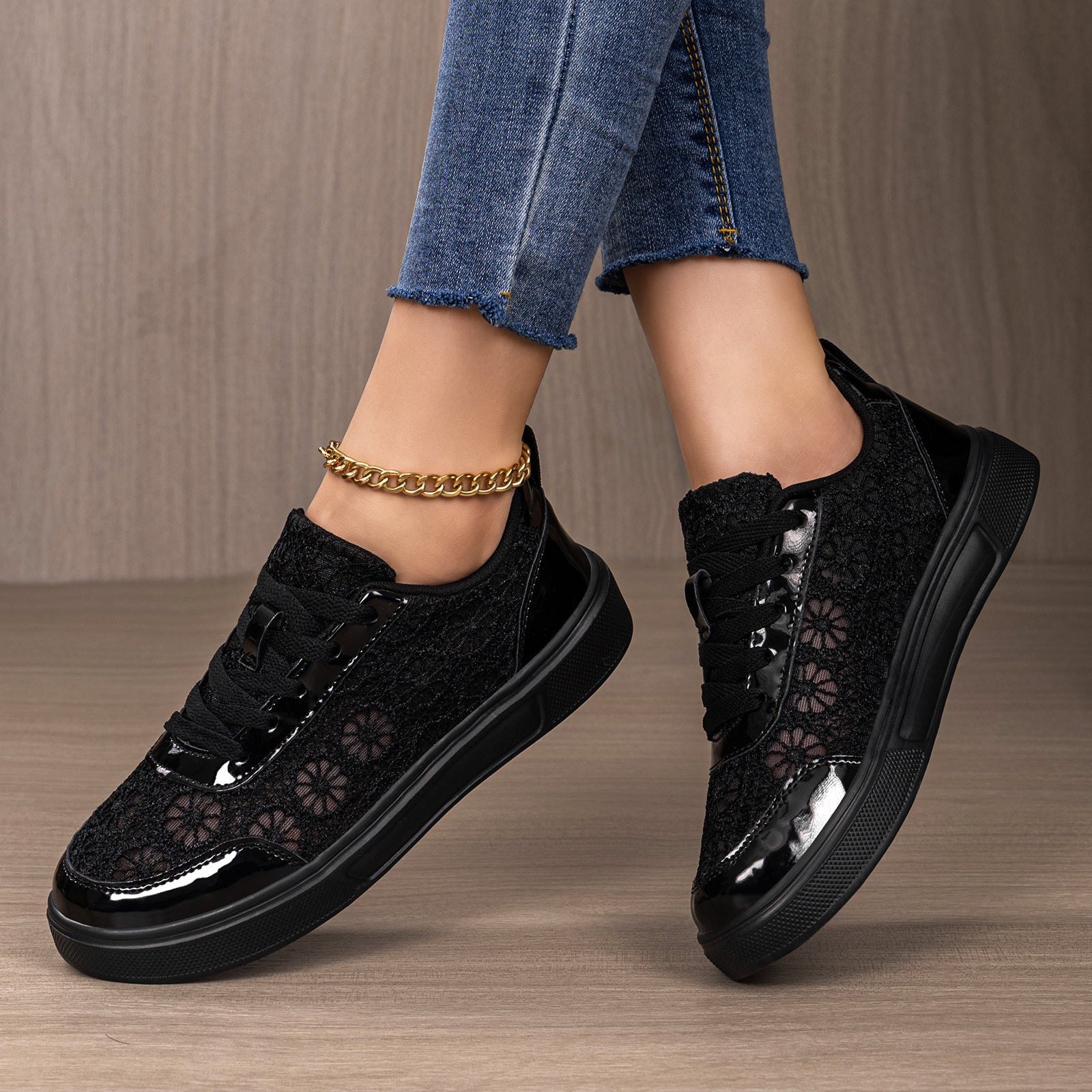 Shirley - Women’s Floral Lace Platform Sneakers