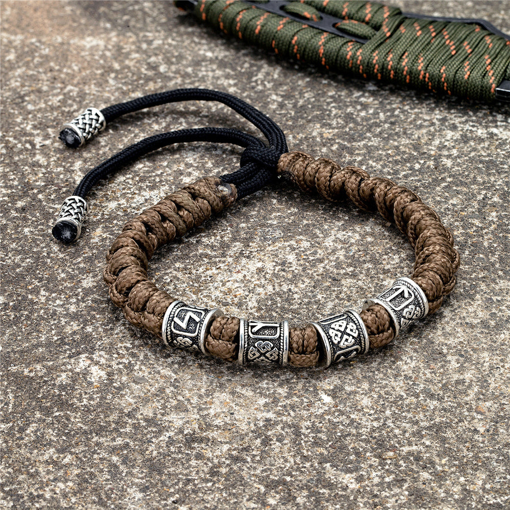 Vaelora - Paracord Bracelet with Celtic Charm Beads