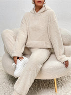 Amelia - Women's Fuzzy Fleece Hoodie & Jogger Set