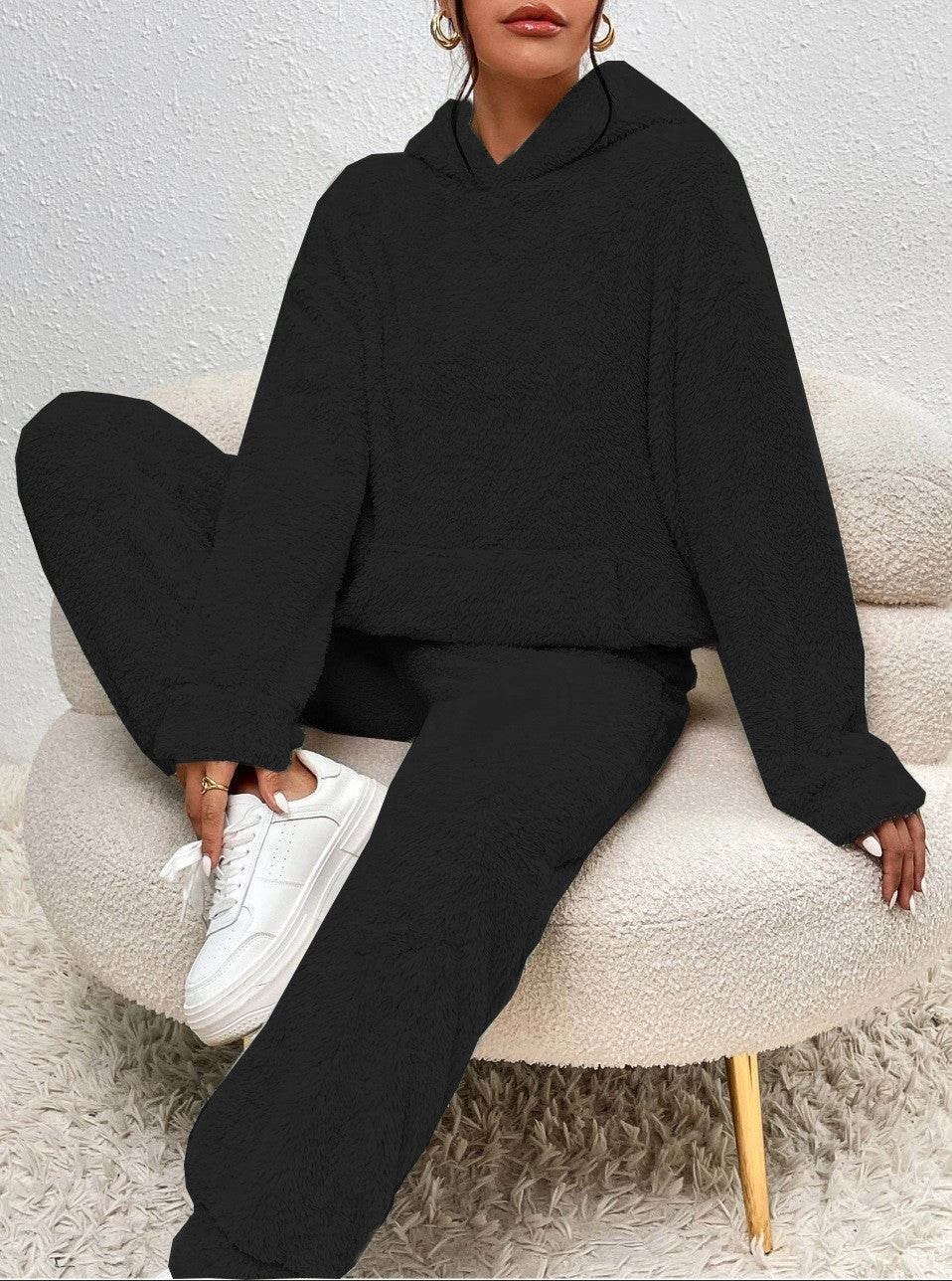 Amelia - Women's Fuzzy Fleece Hoodie & Jogger Set