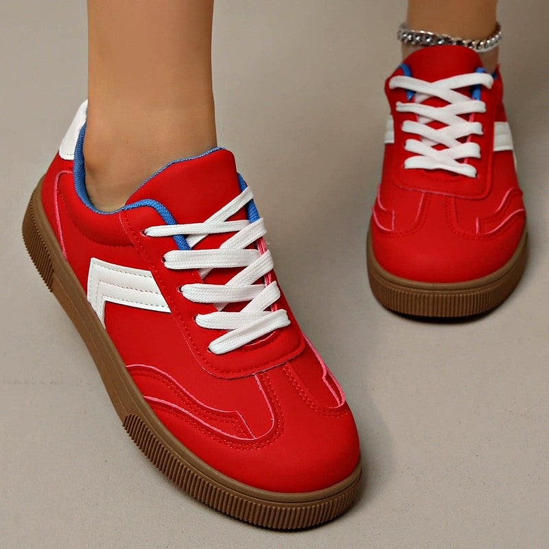 Karyn - Women's Retro Chevron Stripe Low-Top Sneakers