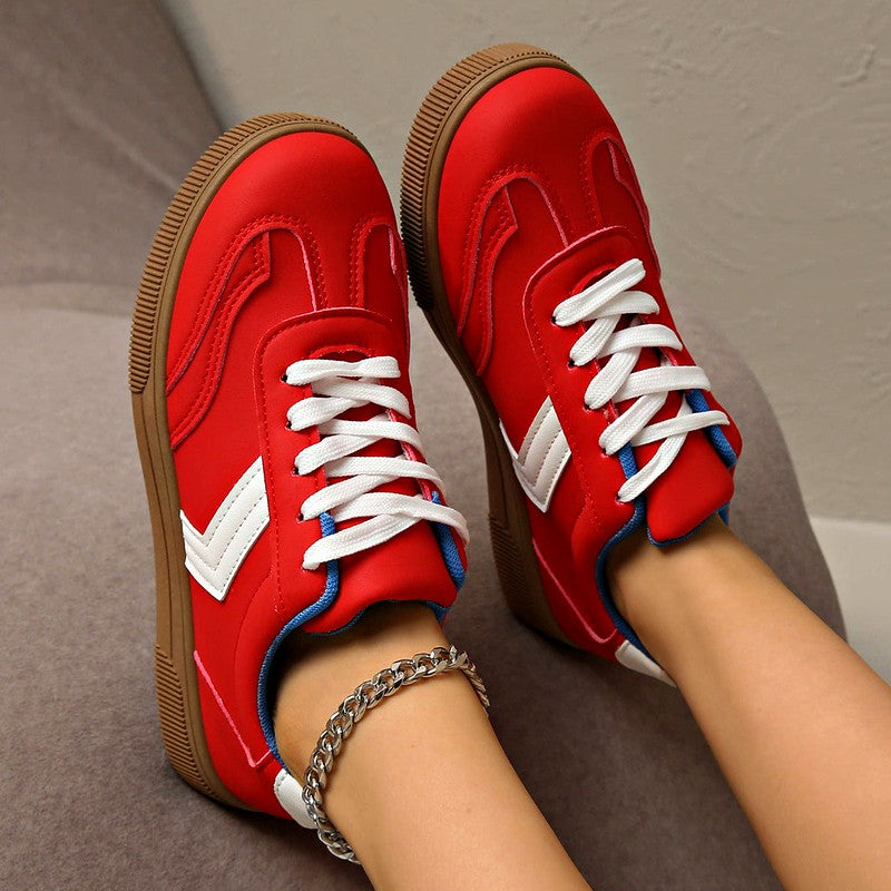 Karyn - Women's Retro Chevron Stripe Low-Top Sneakers