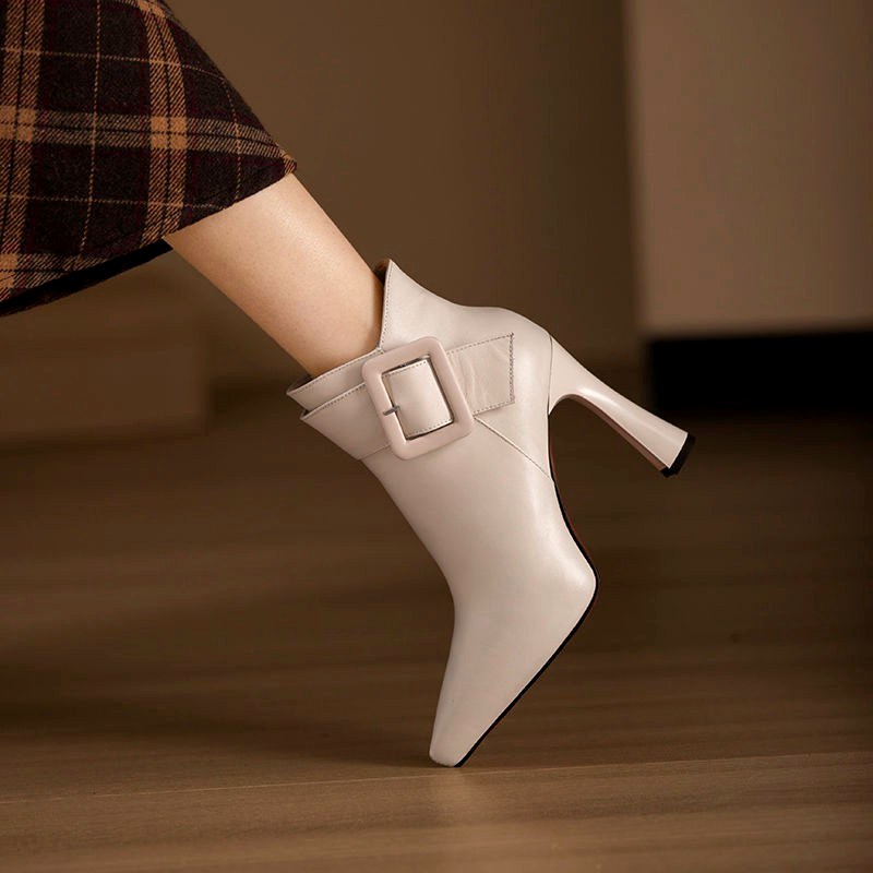 Kiana - Women's High Heel Pointed Toe Ankle Boots 3