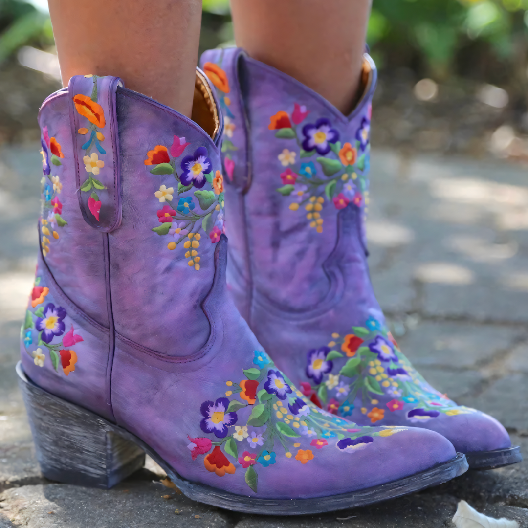 Marguerite - Women's Embroidered Cowboy Boots