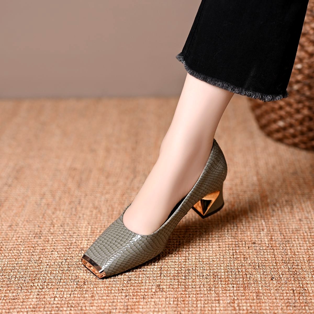 Mariska - Women's Square Toe Block Heel Pumps 3